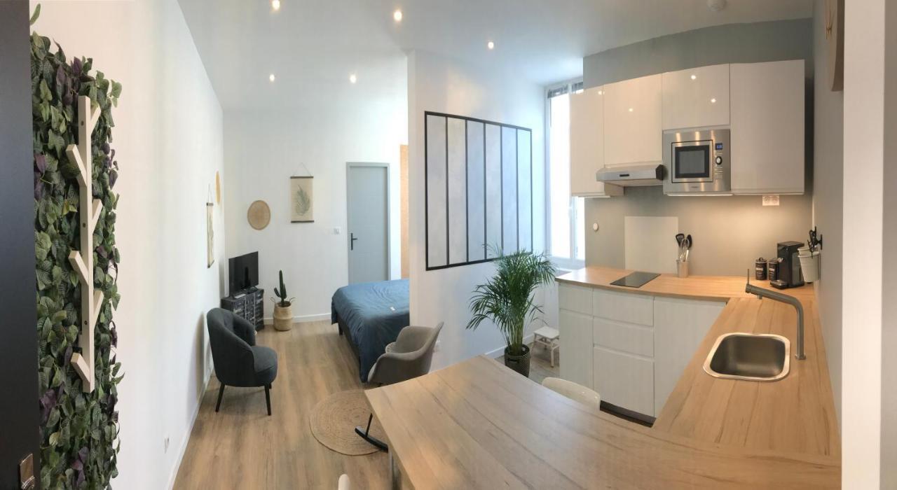 Apartment Centre *
